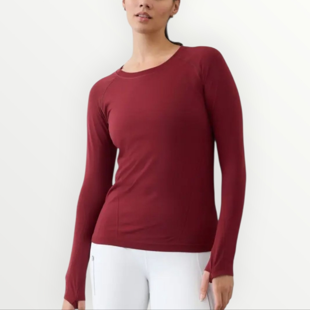Athleta Long Sleeve Crew Neck Top in Burgundy